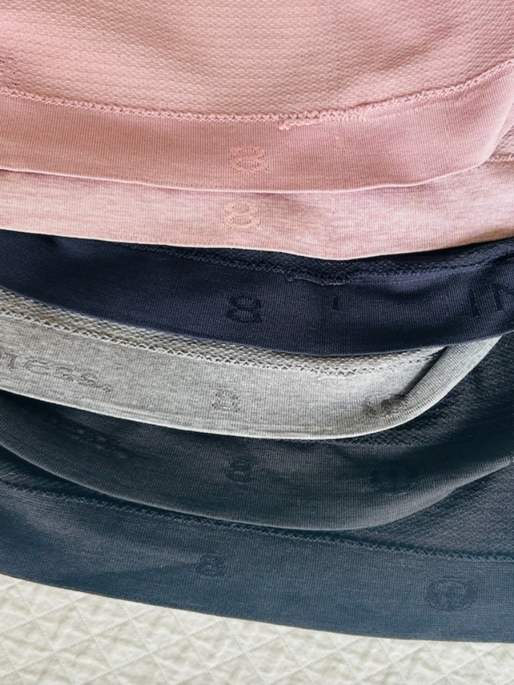 Lululemon Swiftly Tech Long Sleeve Capsule Collection | Size 8 | 6 Tops - Picture 4 of 4